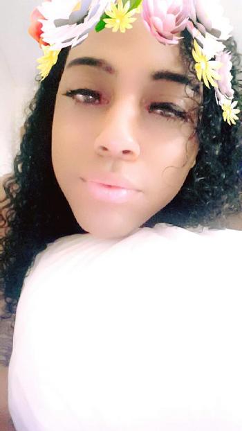 , 24  female escort, Charleston