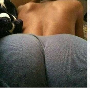 , 22  female escort, Charleston