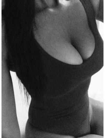 , 20  female escort, Charleston