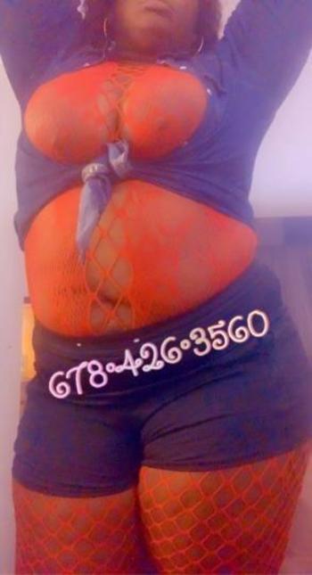 MsYolasBanks, 24  female escort, Charleston