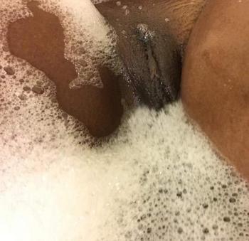 Ises, 30  female escort, Charleston