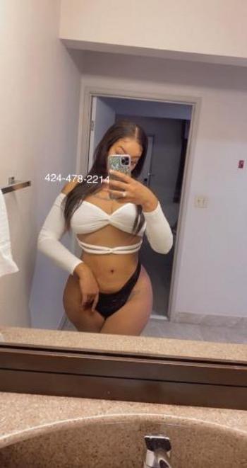 720-595-4029, 25  female escort, Charleston