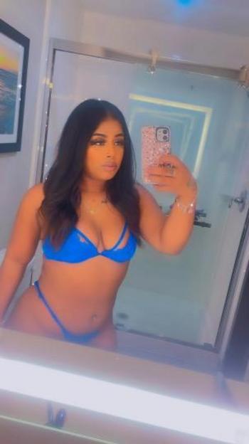 Lexi , 22  female escort, Charleston