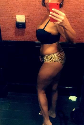 Giselle Vega, 43  female escort, Charleston