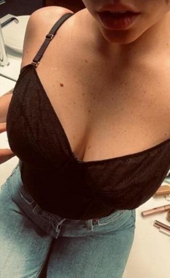 Lola, 26  female escort, Charleston