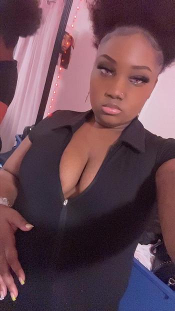 Princess, 23  female escort, Charleston