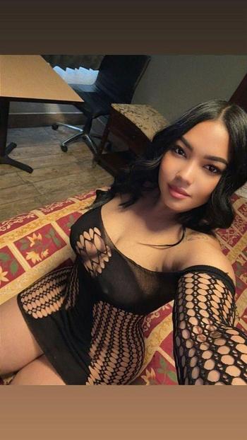 Richi, 25  female escort, Charleston