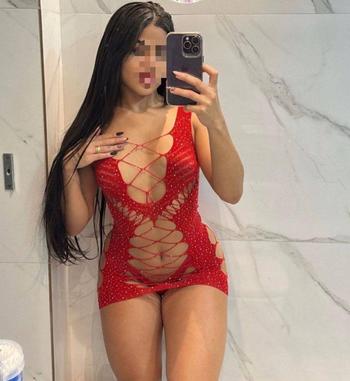 Lucia, 26  female escort, Charleston