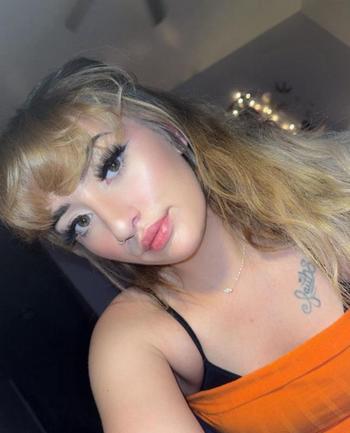 828-275-0181, 28  female escort, Charleston