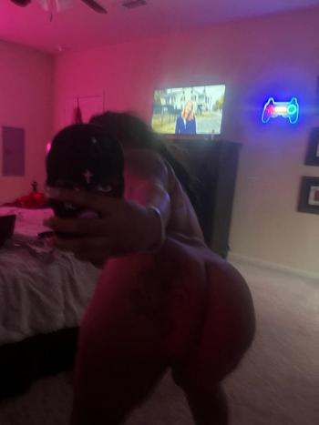 Zani, 20  female escort, Charleston