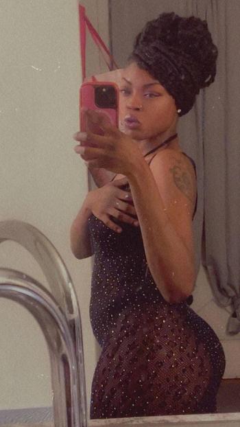 Desiree, 26  female escort, Charleston