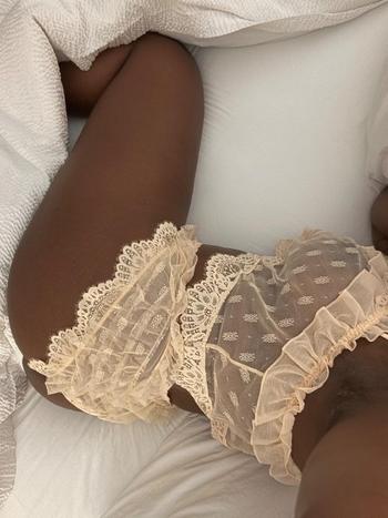 Nyah, 26  female escort, Charleston