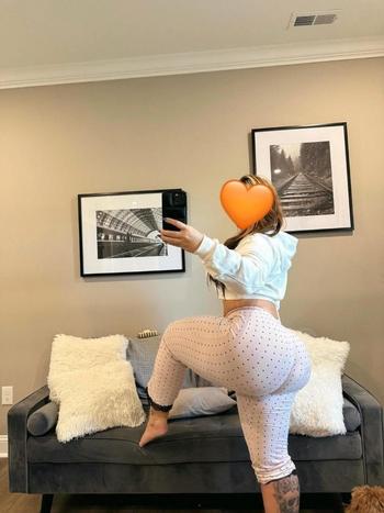 Dahiana , 28  female escort, Charleston