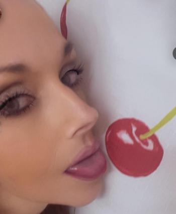 Lana Colombo, 48  female escort, Charleston